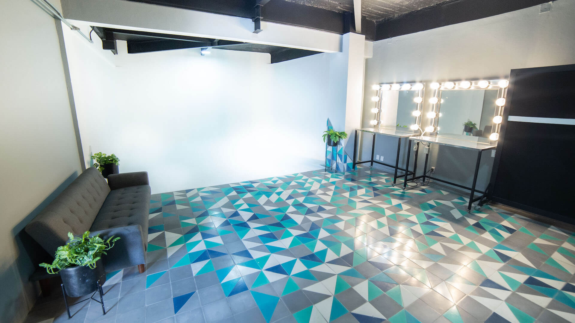 AKANA Studios