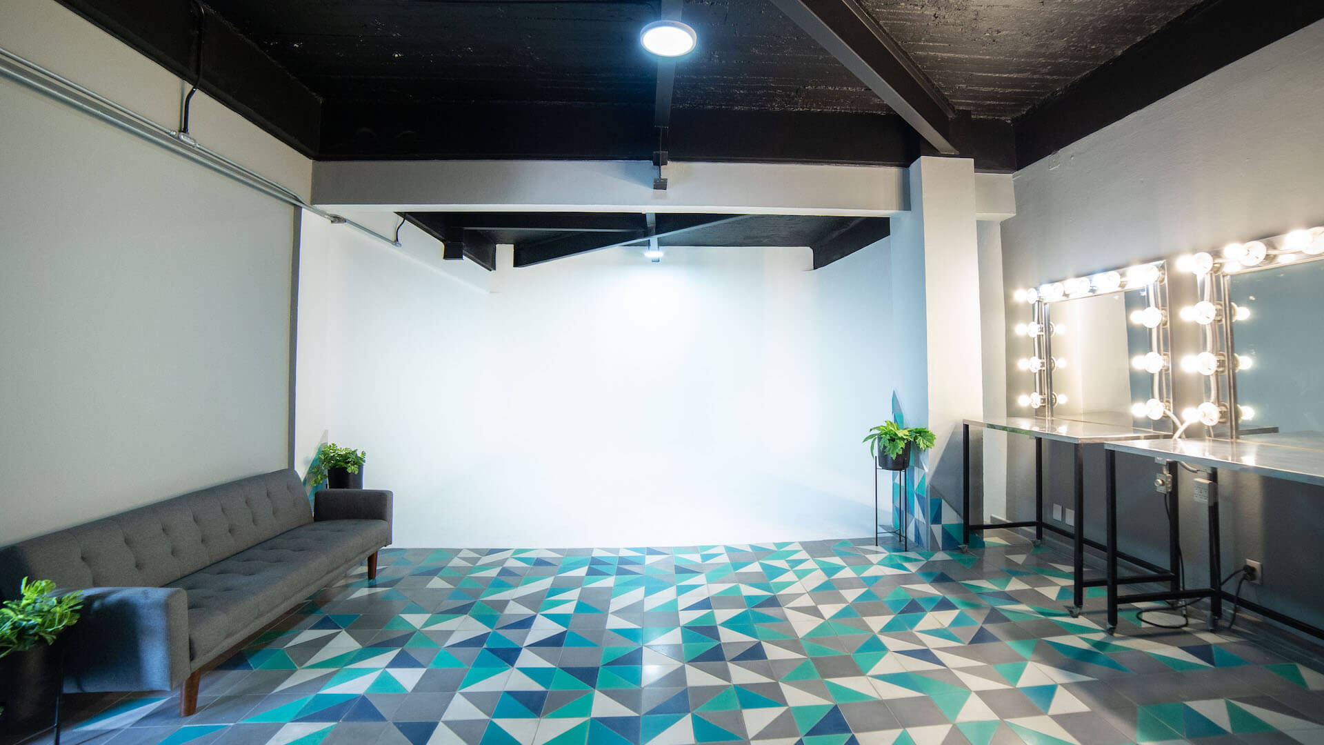 AKANA Studios